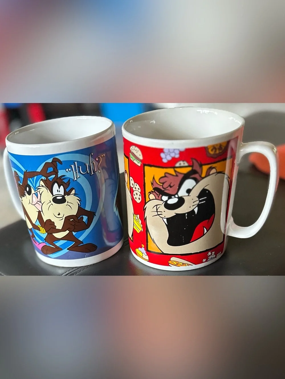 2- vintage 1994 Sakura Warner Bros. Looney Tunes Tasmanian Devil coffee mugs